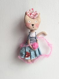 Image 1 of The pink wool