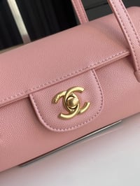 Image 7 of Pink Handle Bag