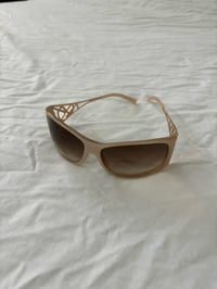 Image 2 of 00s Beige sunglasses 