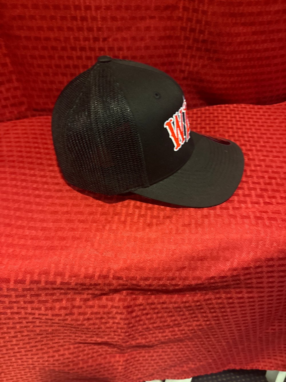 Flex fit- WAR- Black & Red
