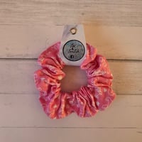 Image 1 of Bowless Scrunchies