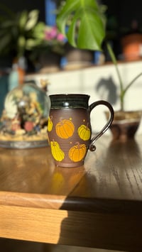 Image 6 of Pumpkin mug 01