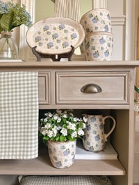 Image 3 of The Nancy Plate on Stand