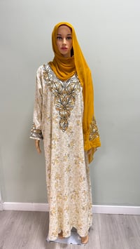 Image 2 of Mukhawar-