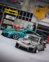 Image 18 of PORSCHE 911 GT2 RS CUSTOMS