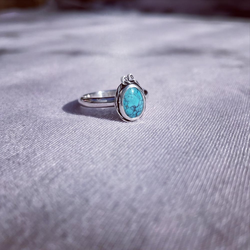 Handmade Sterling Silver Kingman Turquoise Ring 