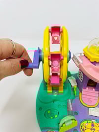Image 4 of Polly pocket vintage aquasplash