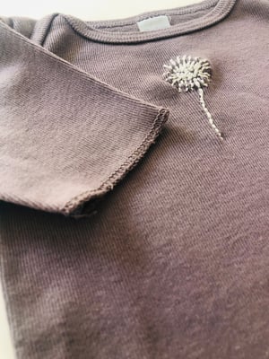 Image of gray dandelion hand embroidered baby t-shirt