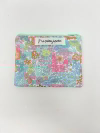 Image 2 of Pochette Porte-monnaie LA DISCRÈTE Liberty vahiné