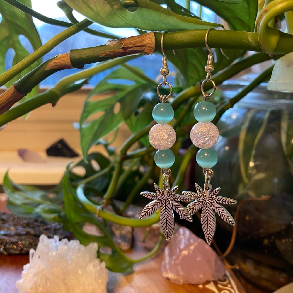 Image of pink fog earrings 