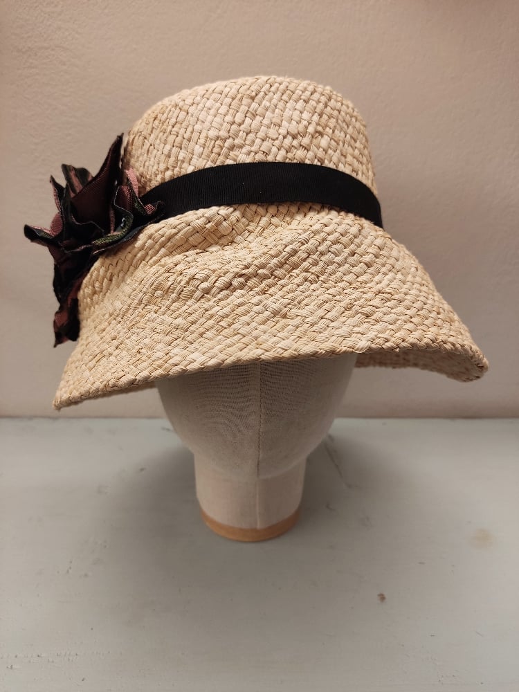 Image of Cappello paglia con fiori 