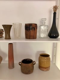 Image 3 of Pot ancien à petites anses 