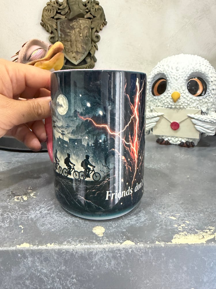 Image of Tazza STRANGER THINGS 450 ml