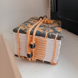 LAURENT — mini livre — reliure à la française