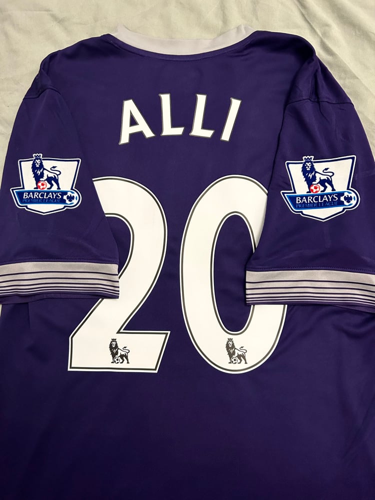 Image of Tottenham Hotspur “ALLI 20” 2015/16 Third Shirt + patches, L