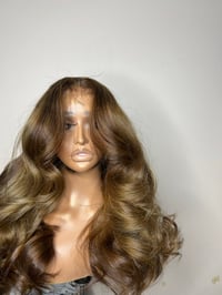 Image 5 of THE GOLDEN GIRL 