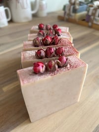 Image 4 of BED OF ROSES - ROSE + ROSEHIP EXTRACT