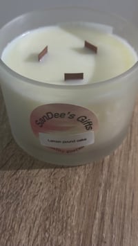 Image 3 of Lemon Pound Cake 14 ounce 3 wick candle