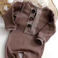 Image 3 of Photoshooting boys romper Fabio | 0-3 months | 3-6 months | chocolate brown