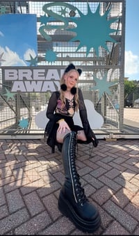 Kenzie Custom
