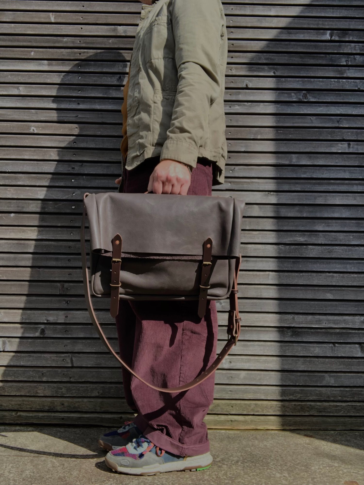 Image of Leather messenger with folded top in oiled leather Musette Satchel with adjustable shoulderstrap