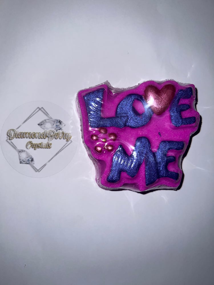 Image of Valentine : Love Me Bath bomb ￼