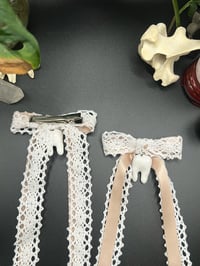 Image 2 of Tan Lace Tooth Hair Ribbon