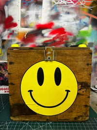 Image 3 of Smiley vinyl box