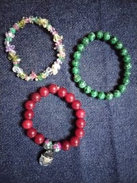 Image 2 of Gemstone stretch bracelet set (red agate,malachite, & crystal)