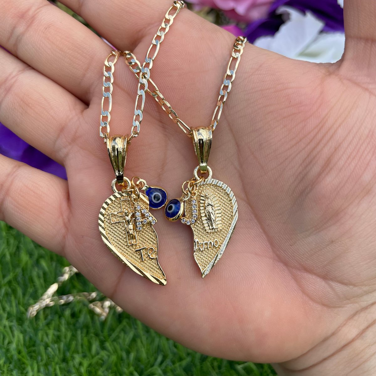 Te Amo Couple necklaces