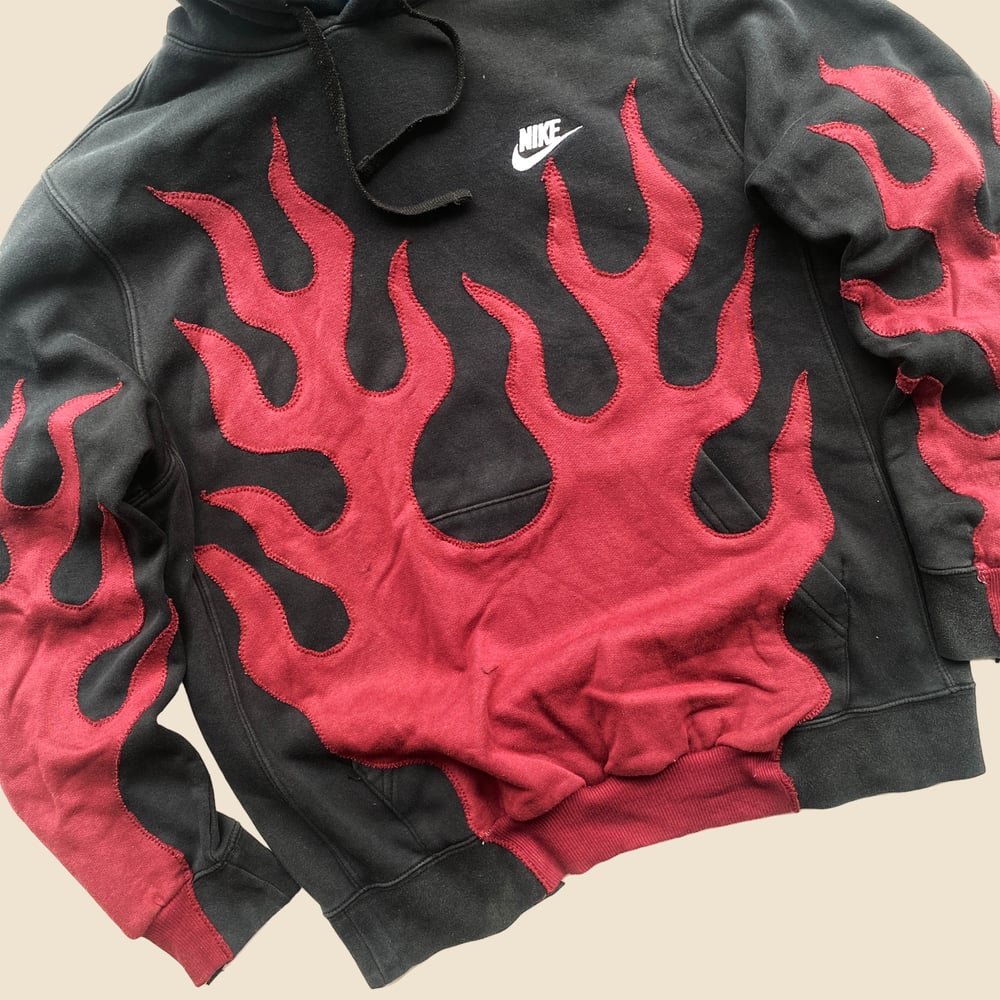 REWORKED NIKE FLAME HOODIE SIZE S / M