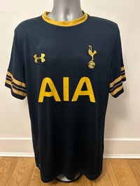 Image 2 of Tottenham Hotspur “DELE 20” 2016/17 Away Shirt (XL)
