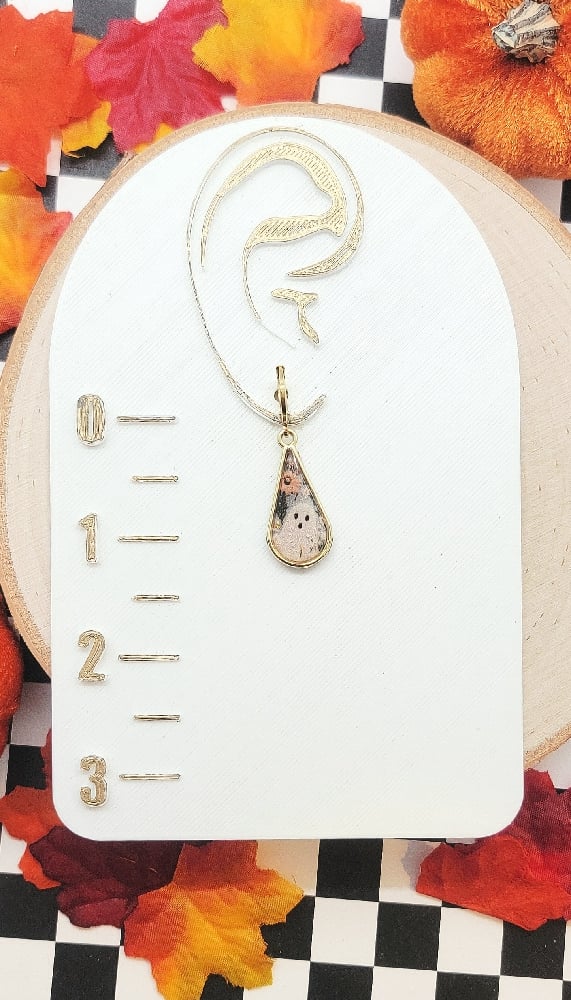 Image of Floral Ghost Framed Teardrops