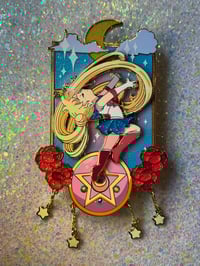 Image 4 of Crystal Star - enamel pin 
