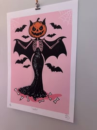 Image 3 of "Skullkin"