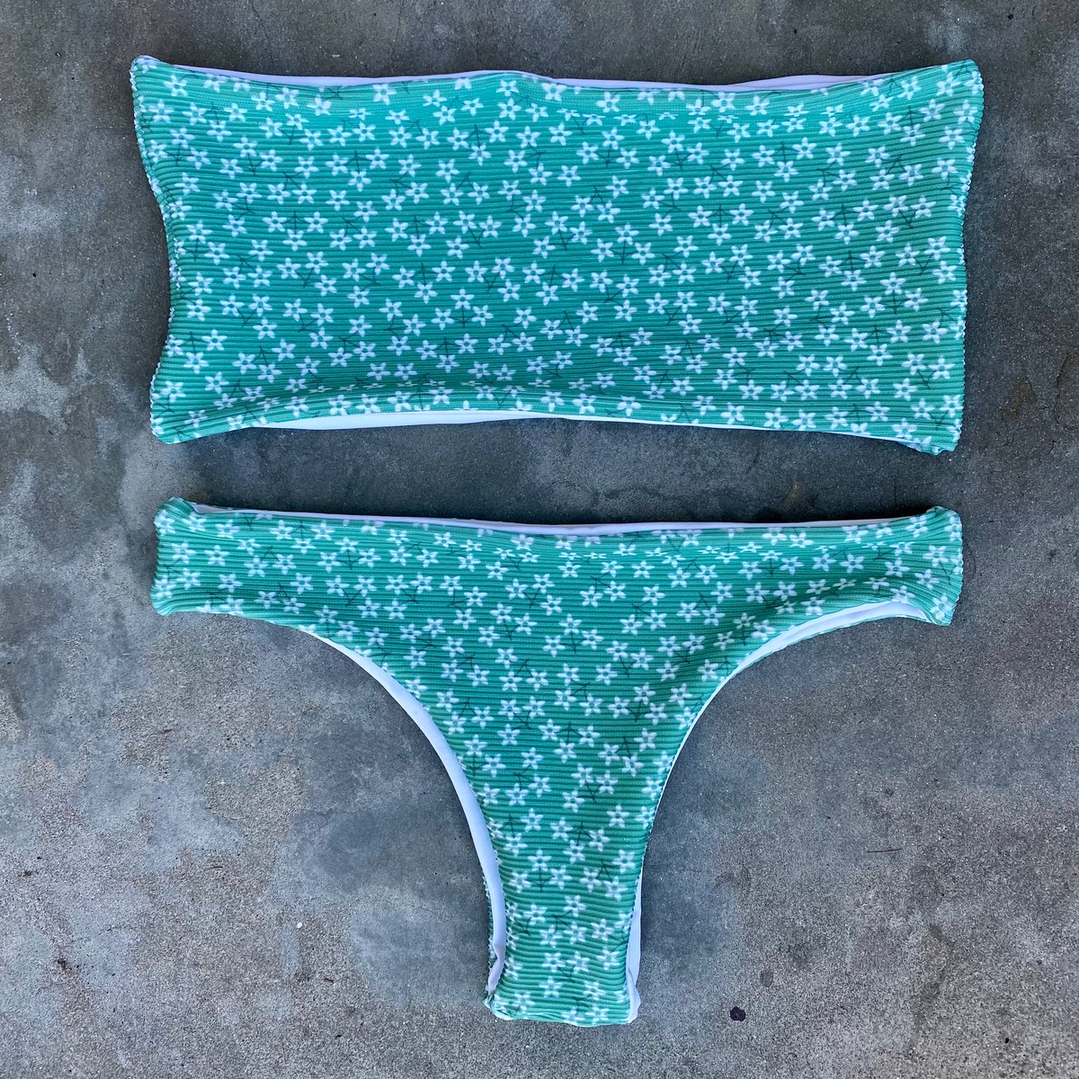 Image of LIMITED SAMPLE SET : RIBBED MINT X WHITE