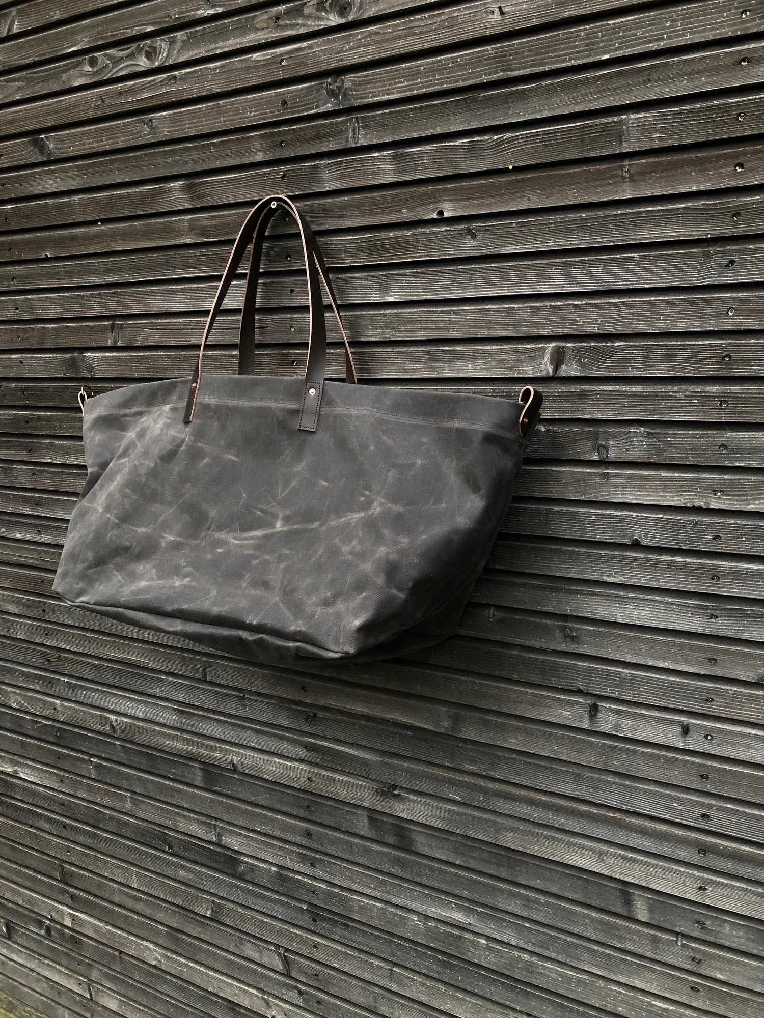 Image of Large waxed canvas tote bag with leather handles  / carry all bag COLLECTION UNIS