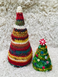 Image 2 of Crocheted Mixed Yarn or Plain Christmas Tree Pattern 