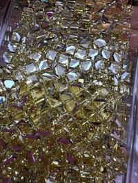 Image 1 of Zulay Crystals CUBES 