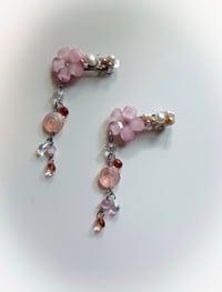 Image 3 of Flower Hairclips