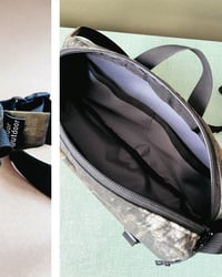 Image 3 of Mossy Oak Sling Bag