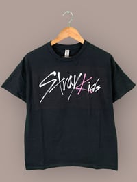 Image 1 of Modern Stray Kids t-shirt (Large)