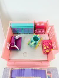 Image 6 of Ensemble bracelet et Polly Pocket Magasin de jouets 