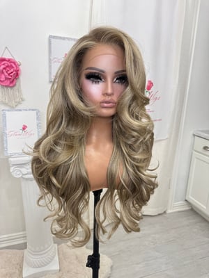 Image of Kellie luxury free part (custom order)