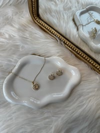 Image 1 of Bows K  set