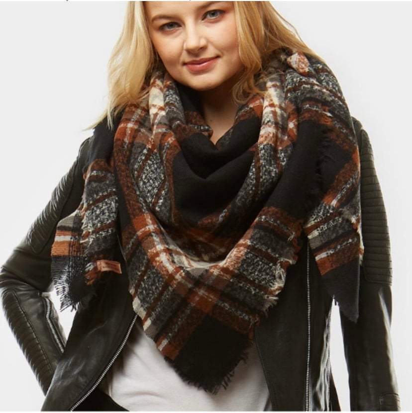 Image of Blanket Scarf .