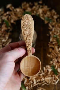 Image 6 of Primrose Flower Scoop