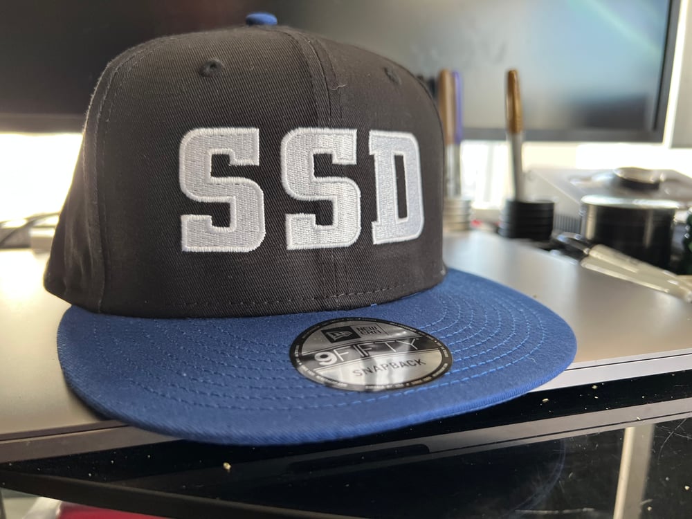 New Era Snap Back with Solid White SSD Logo