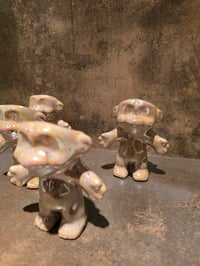 Image 6 of Mother-of-Pearl Troll Air Planters