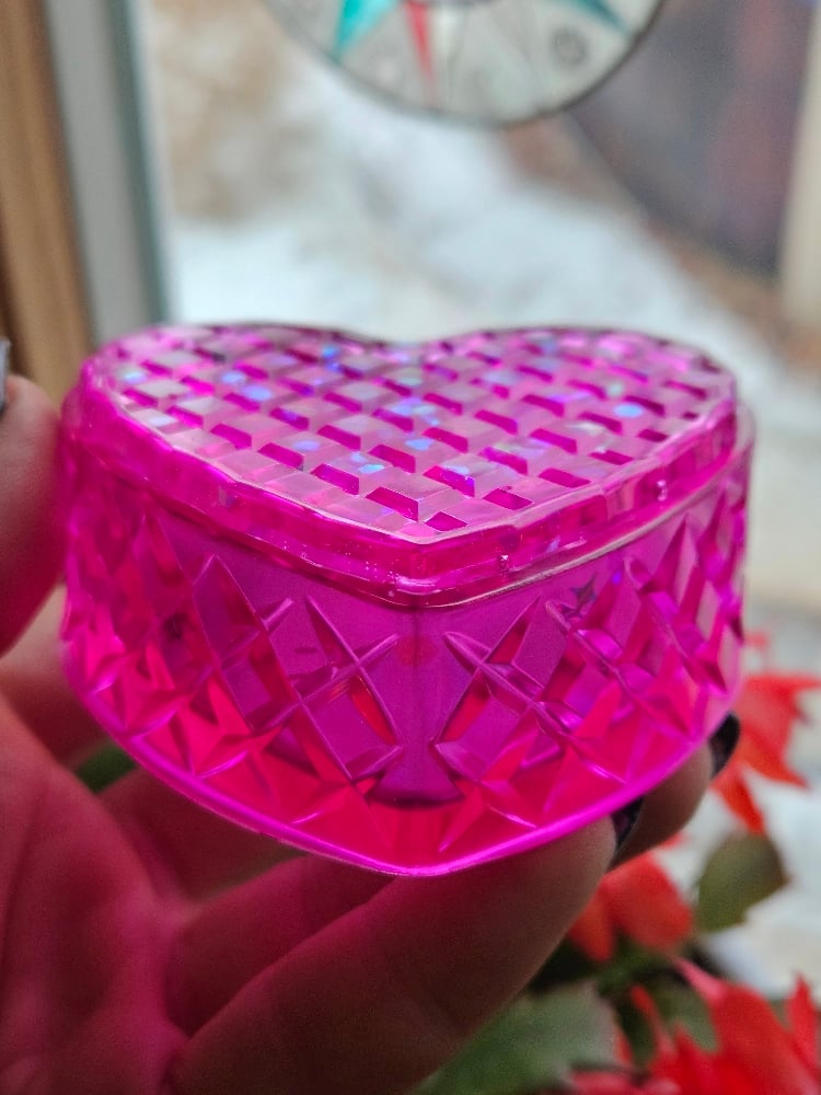 Image of Magenta Heart Box